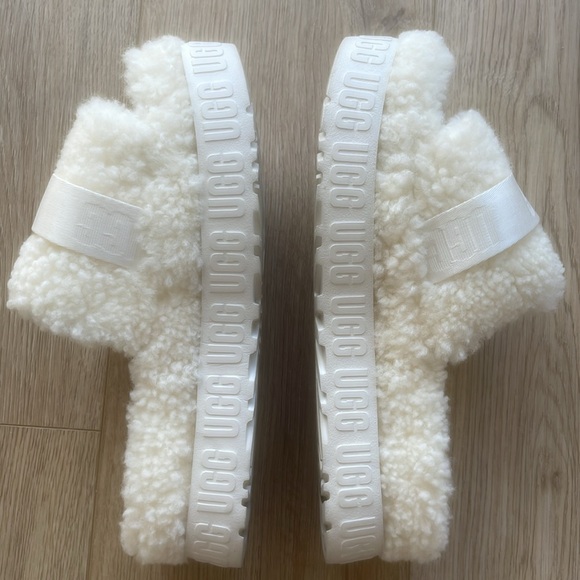 UGG - platform Fluffita slides/slippers - Picture 5 of 16
